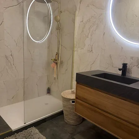 Maison De Village Proche De Montpellier بيت للعطل